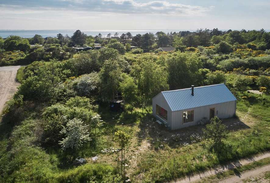 Rent, råt og ganske enkelt WAUV!, Æblerosevej 1, 4583 Sjællands Odde